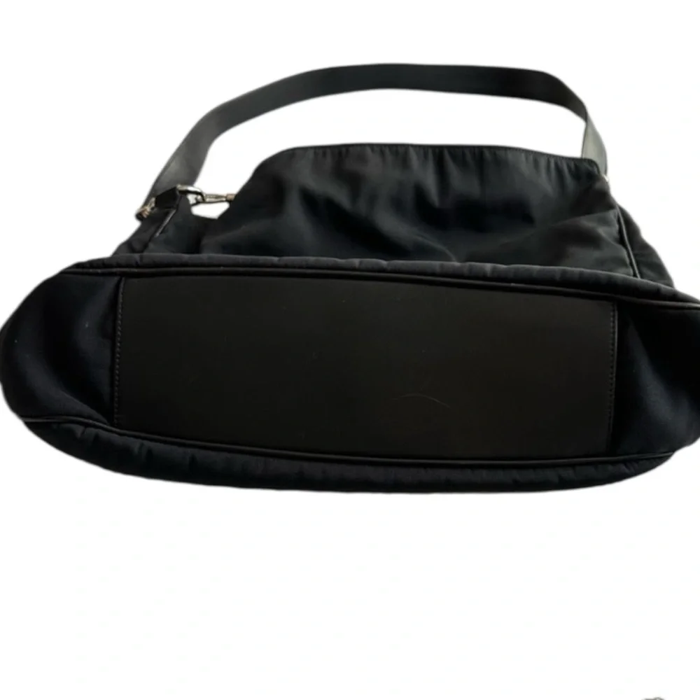 Gucci Black Nylon Bamboo Handle Bag w Detachable Leather Shoulder Strap